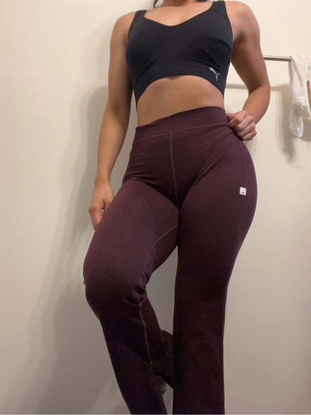 O26 Vuori Flare Pants
